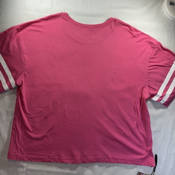 Barbie Short Sleeve T-shirt Women’s Size X Large Pink - Picture 6 of 6
